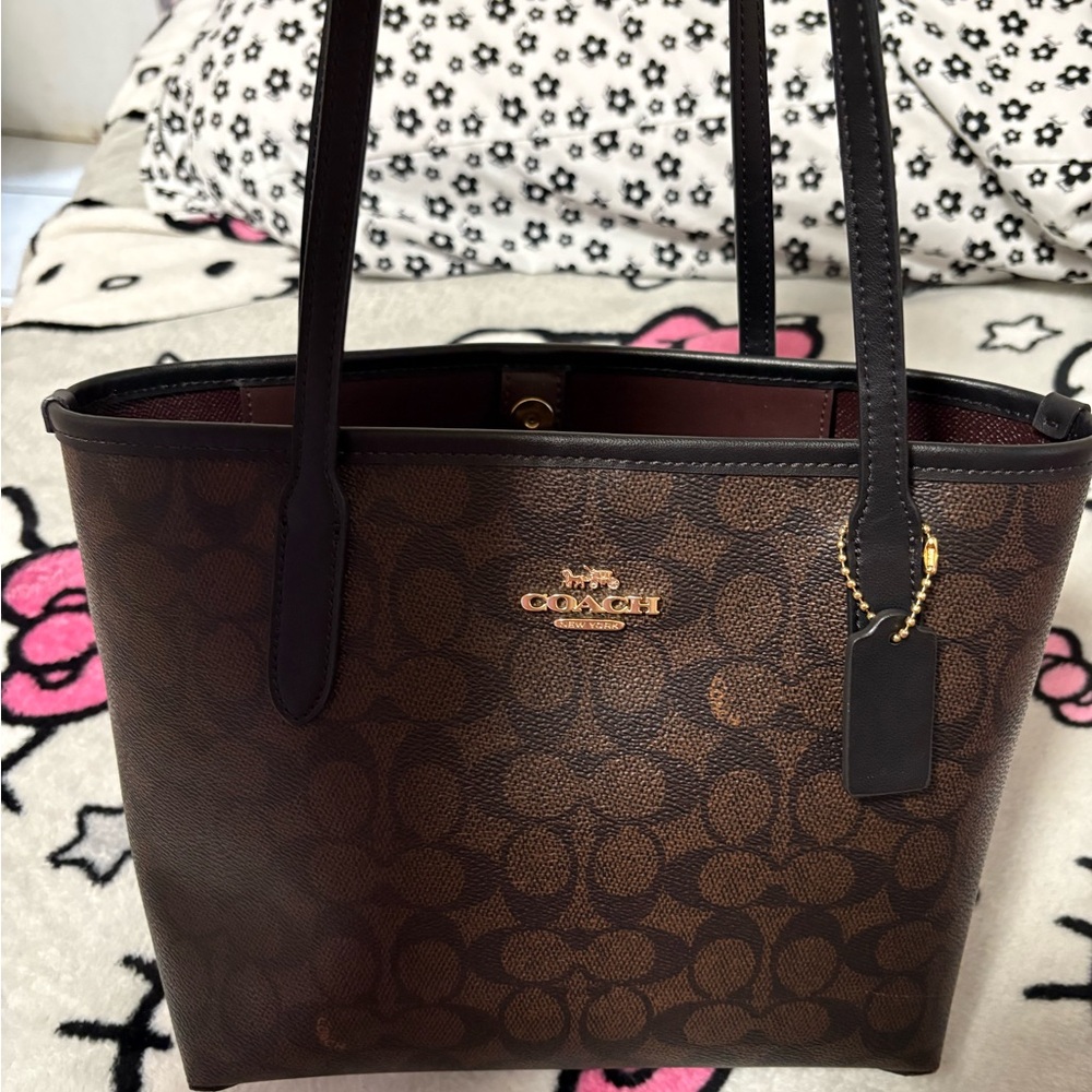 Coach Brown city tote small